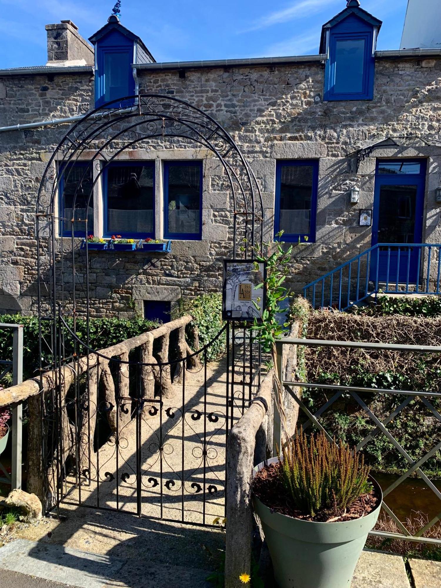 La Passerelle Loguivy-Plougras Exterior photo